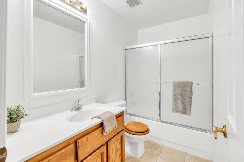 5101 Laguna Park Drive