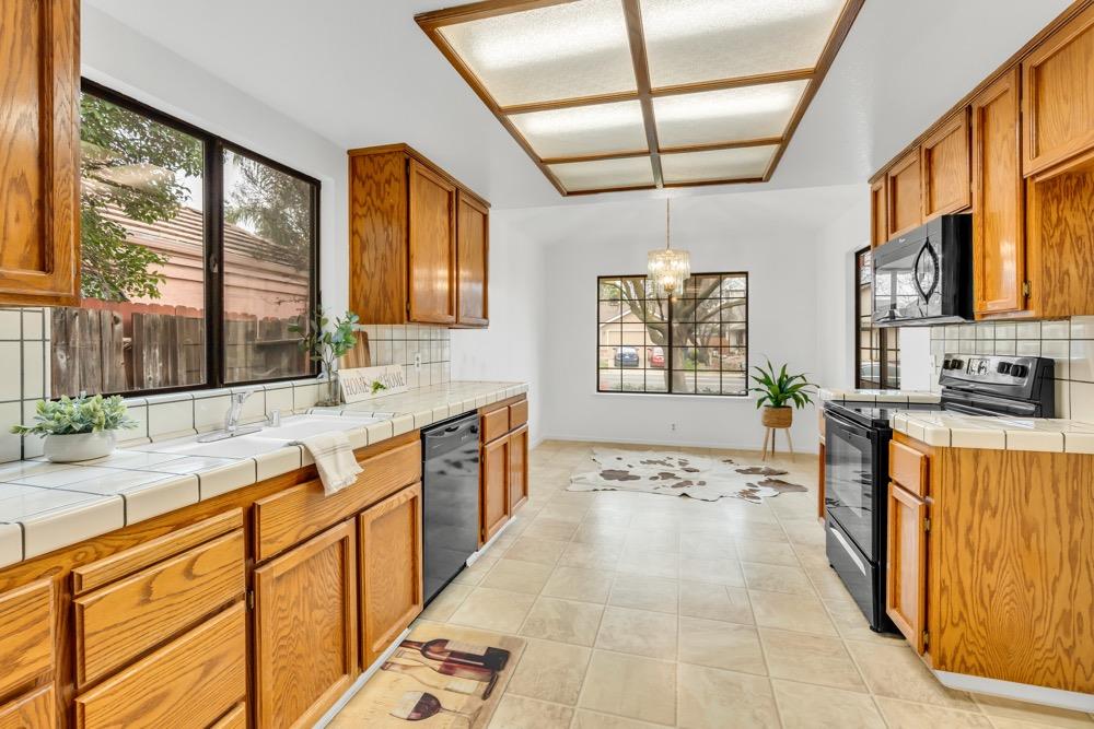 5101 Laguna Park Drive