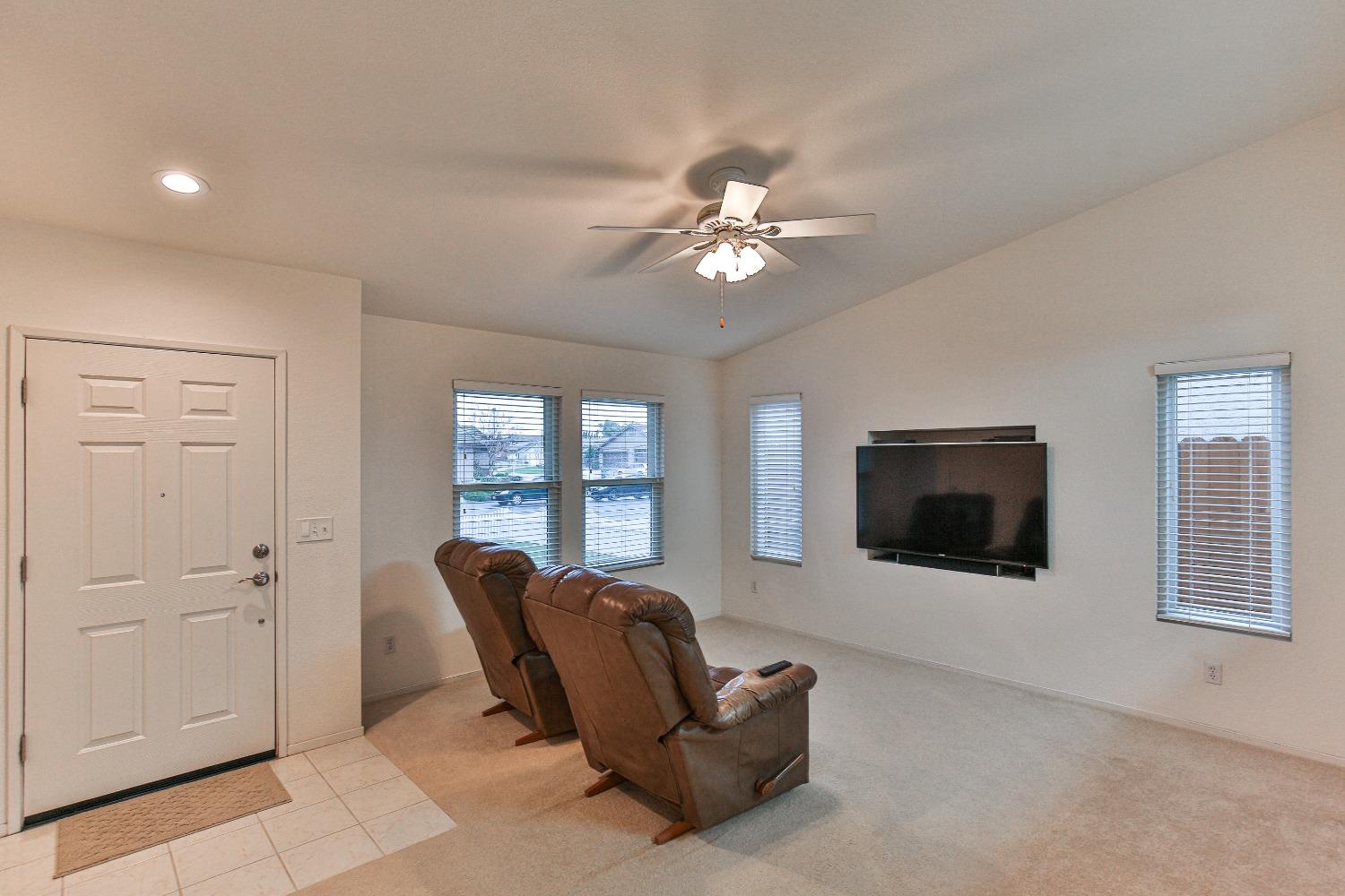 1213 Hiddenwood Drive