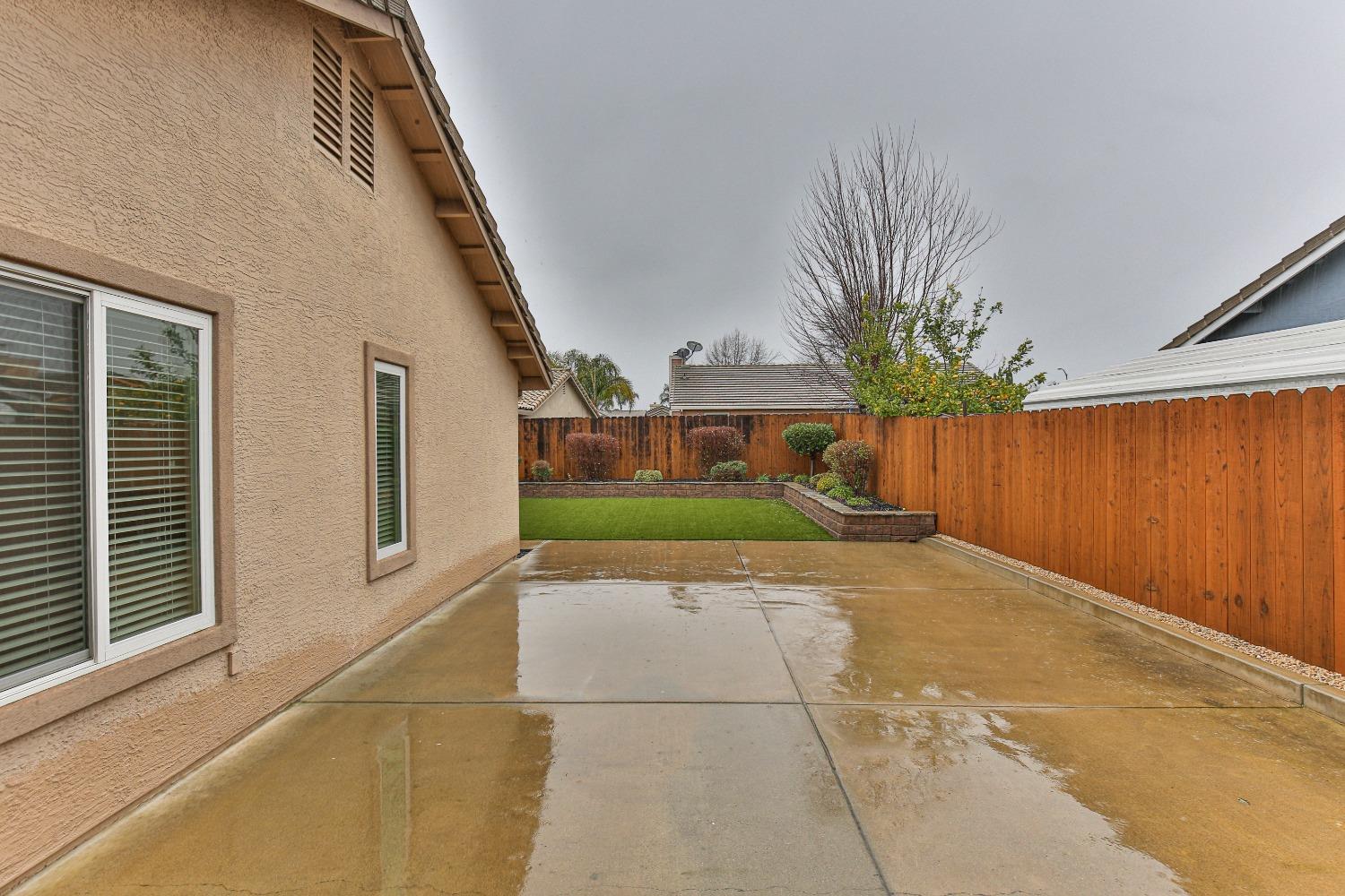 1213 Hiddenwood Drive