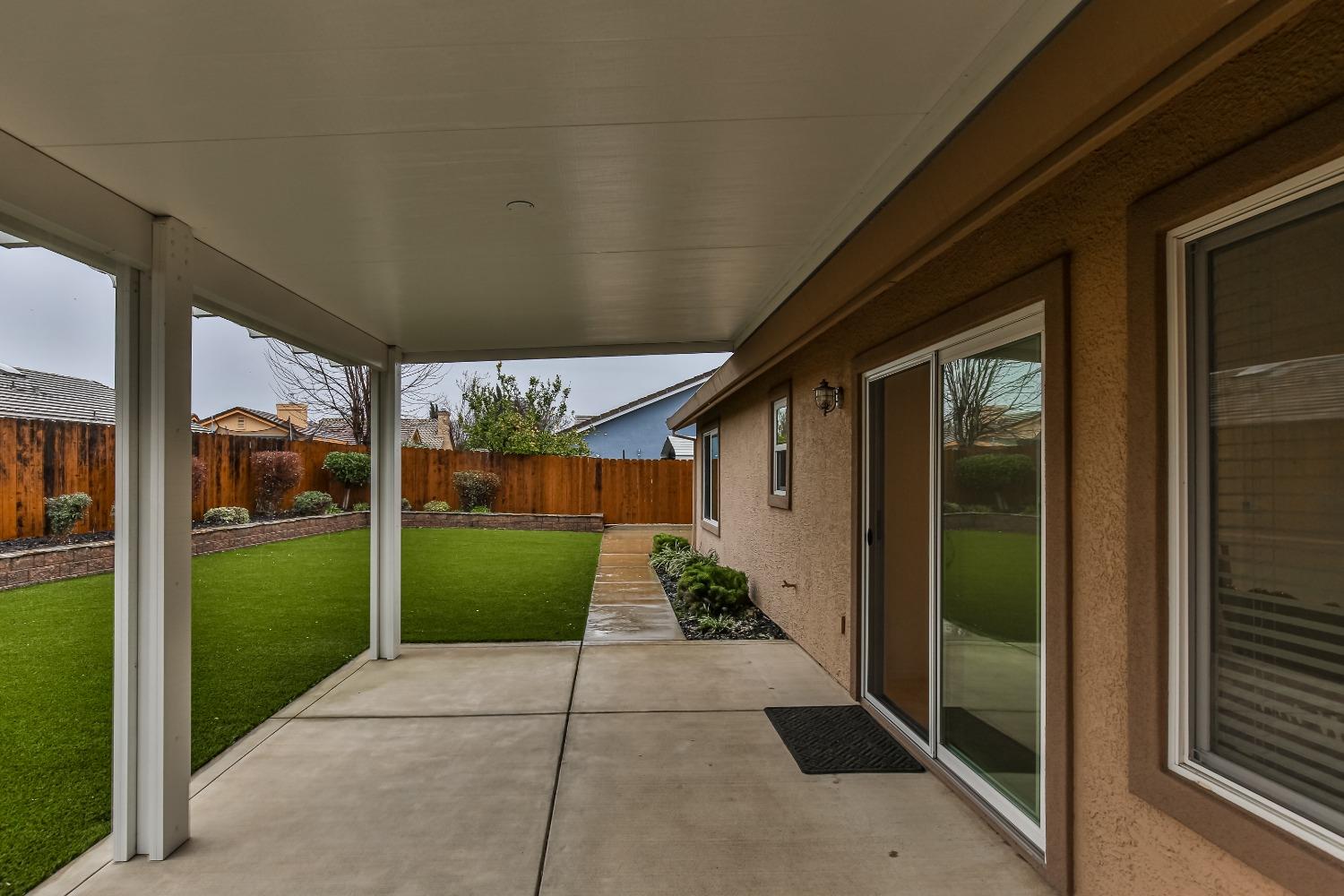 1213 Hiddenwood Drive