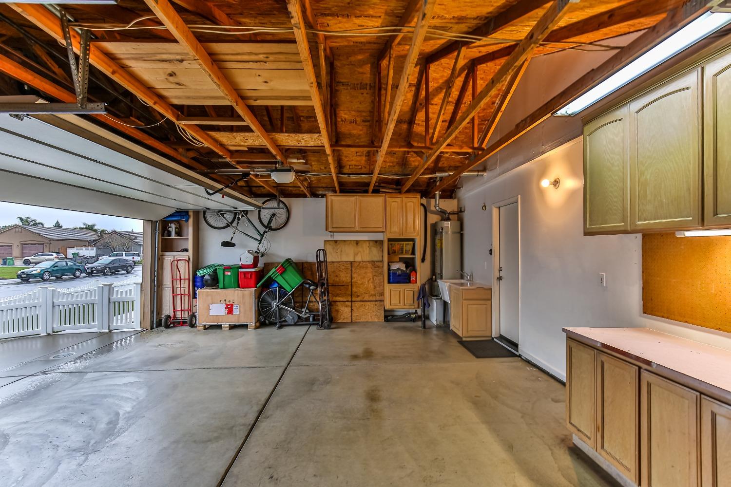 1213 Hiddenwood Drive