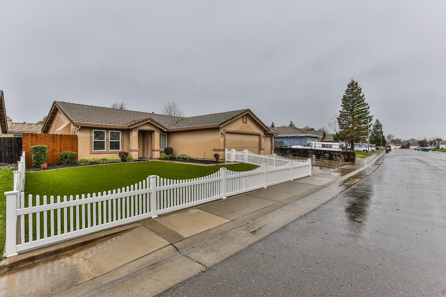 1213 Hiddenwood Drive