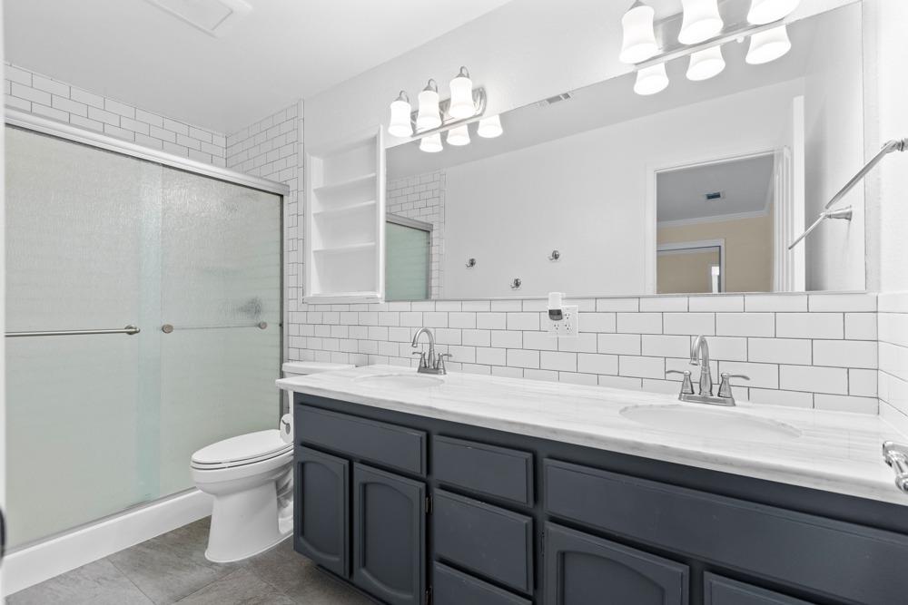 259 Emerald Oak Drive