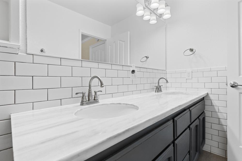 259 Emerald Oak Drive