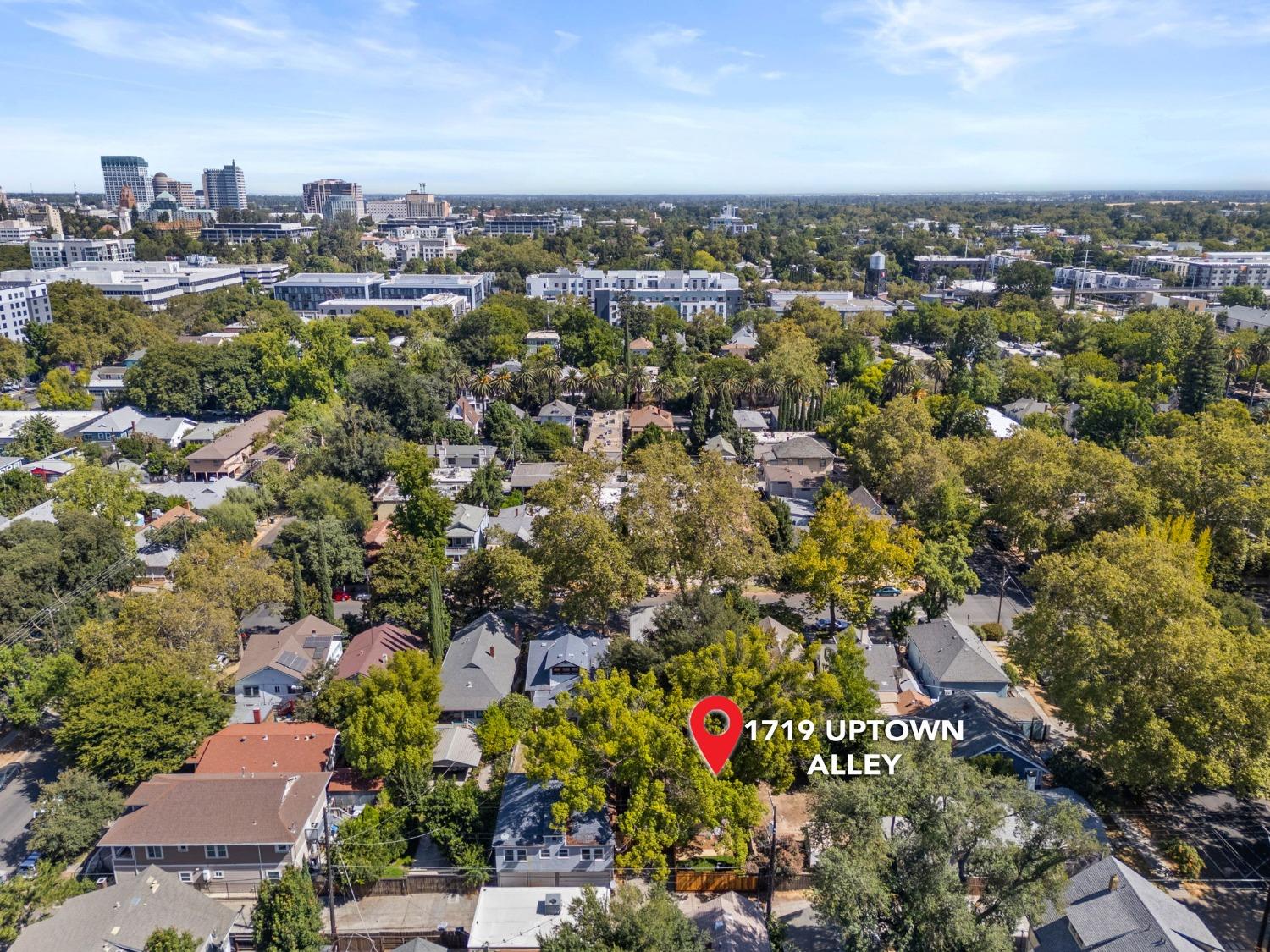 1719 Uptown Alley