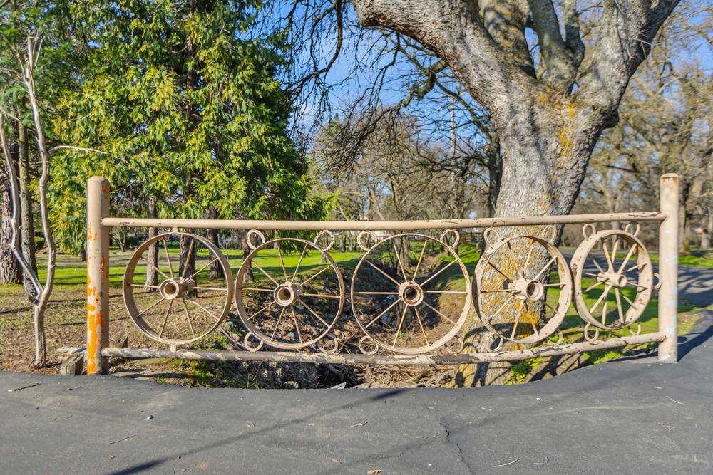 12599 Lee School Cross Road