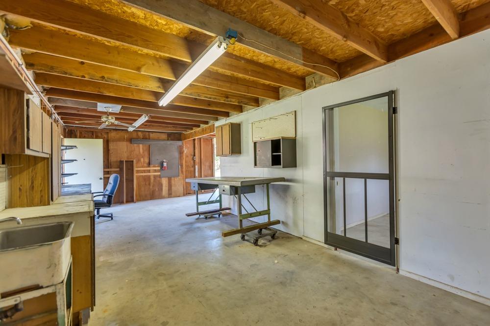 12599 Lee School Cross Road