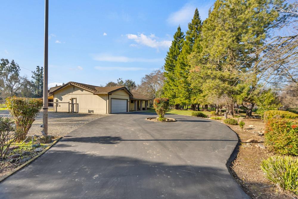 12599 Lee School Cross Road