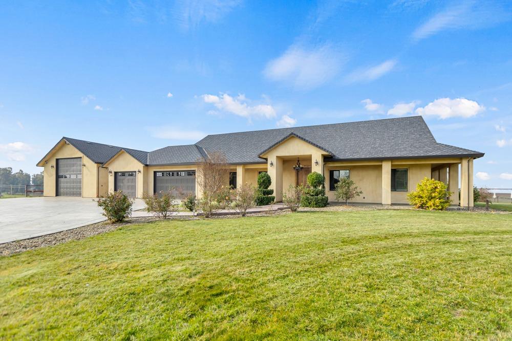 10894 Alta Mesa Road