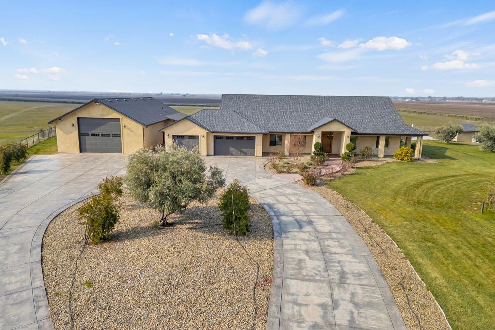 10894 Alta Mesa Road