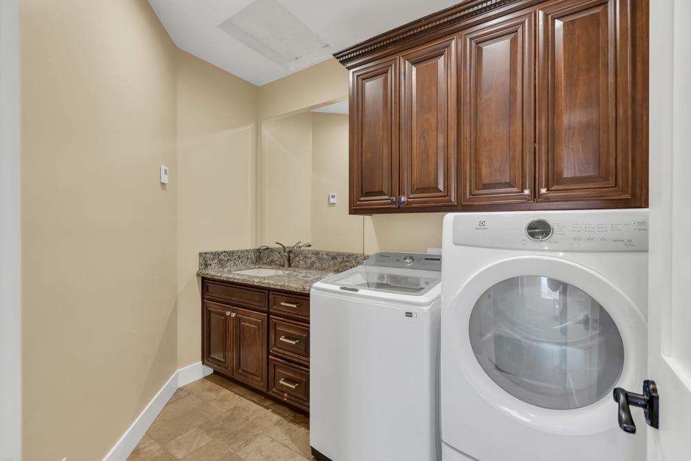 10894 Alta Mesa Road