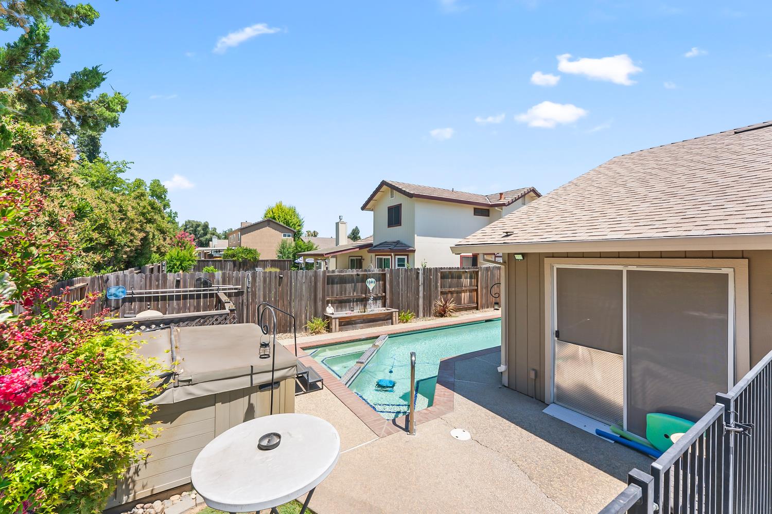 328 Finch Drive