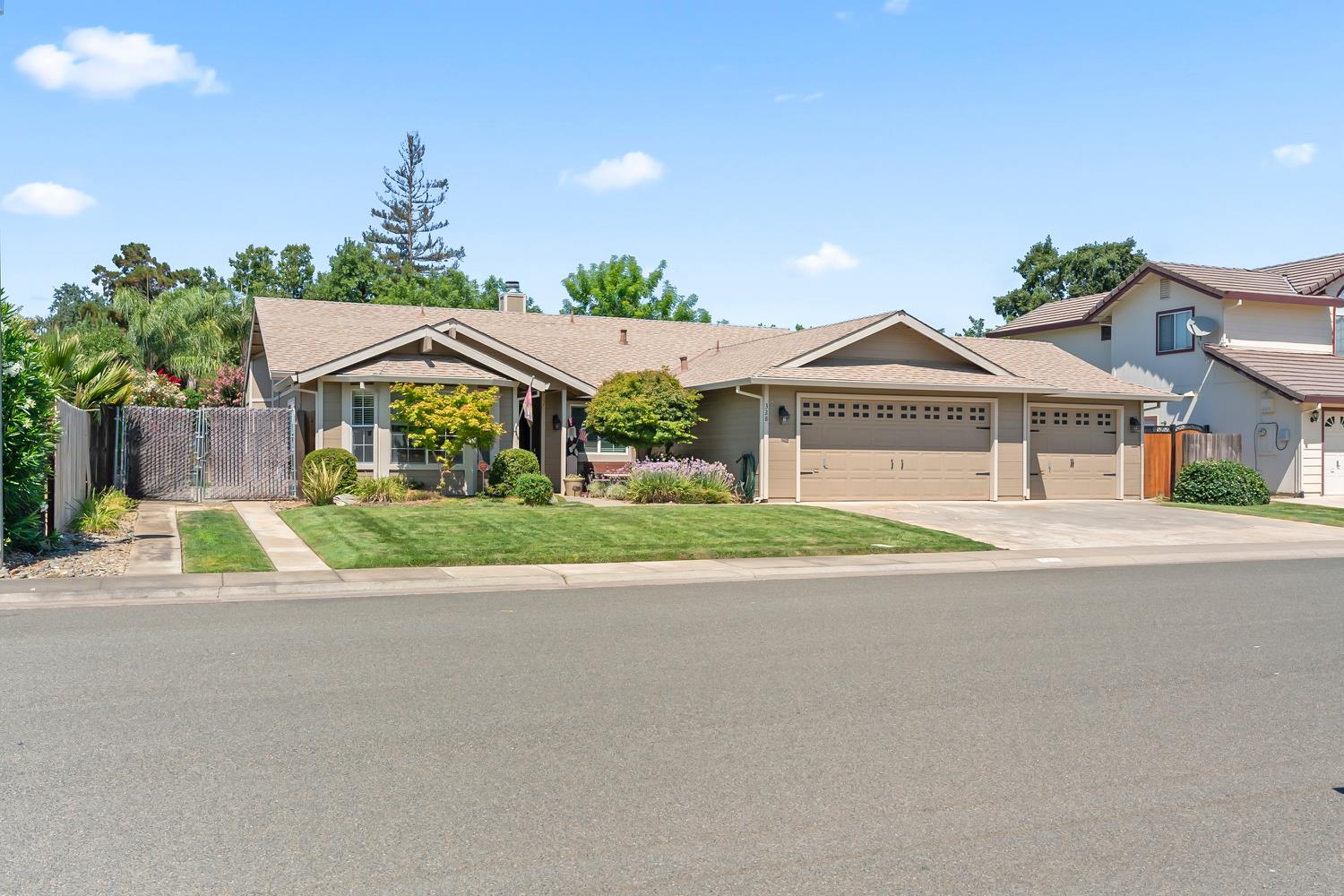 328 Finch Drive