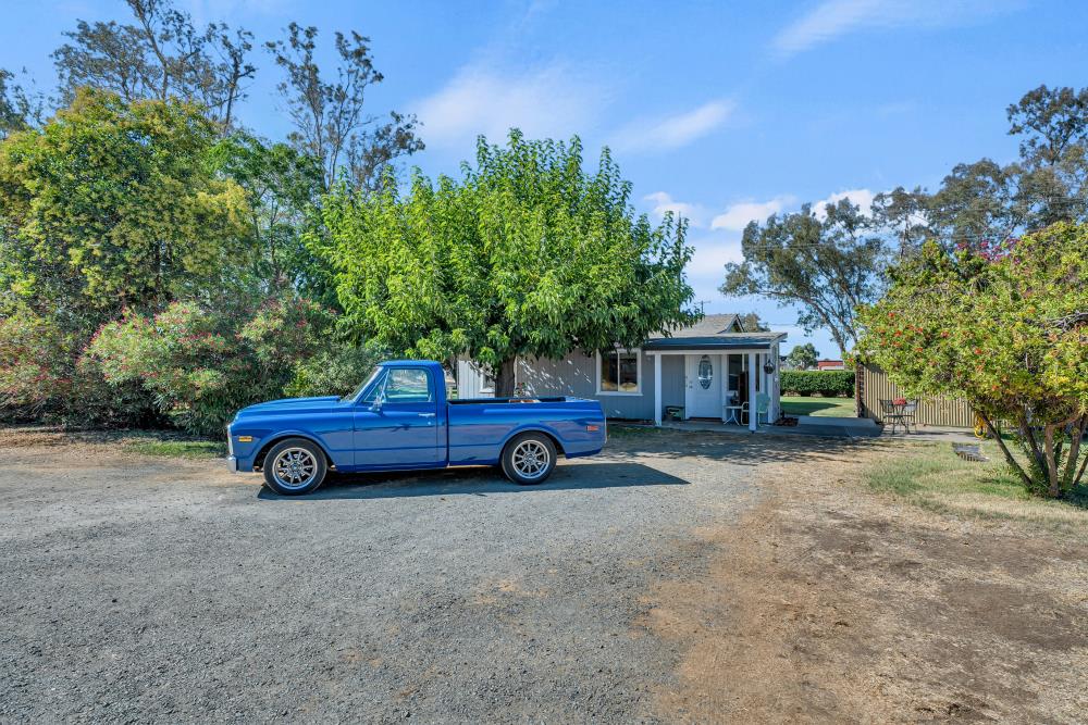 10990 Twin Cities Road