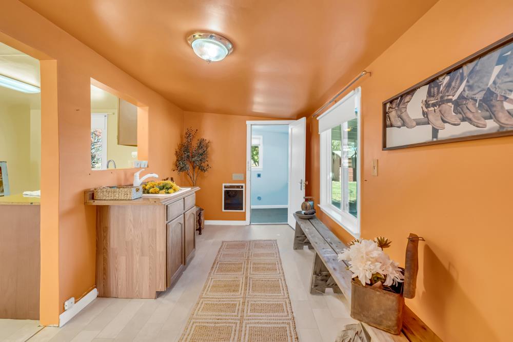 10990 Twin Cities Road