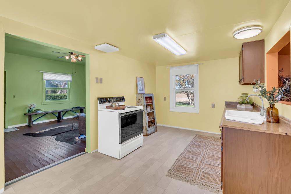 10990 Twin Cities Road