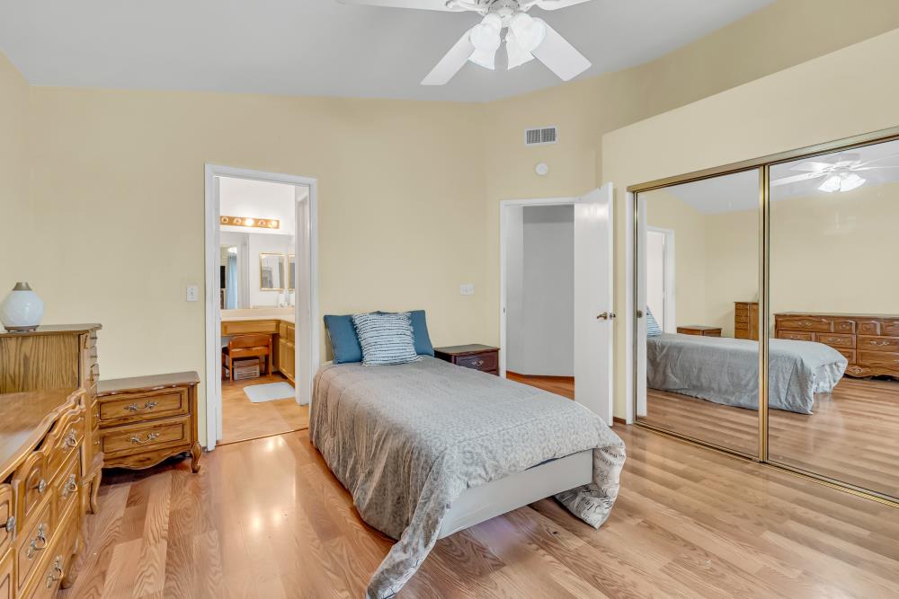 716 Summit Lakes Way