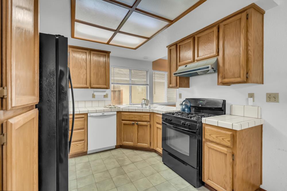 716 Summit Lakes Way