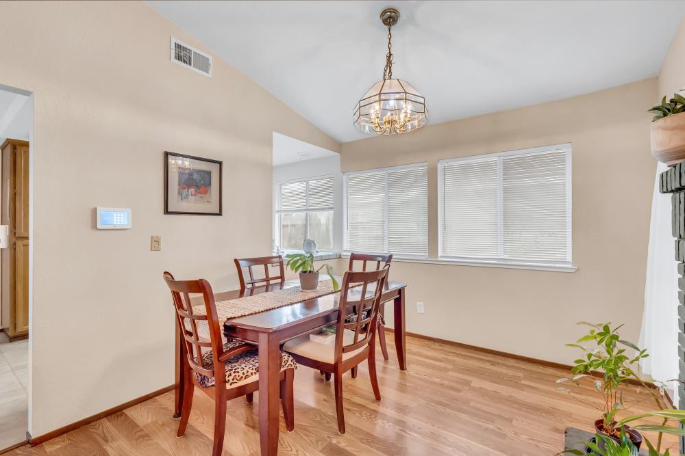 716 Summit Lakes Way