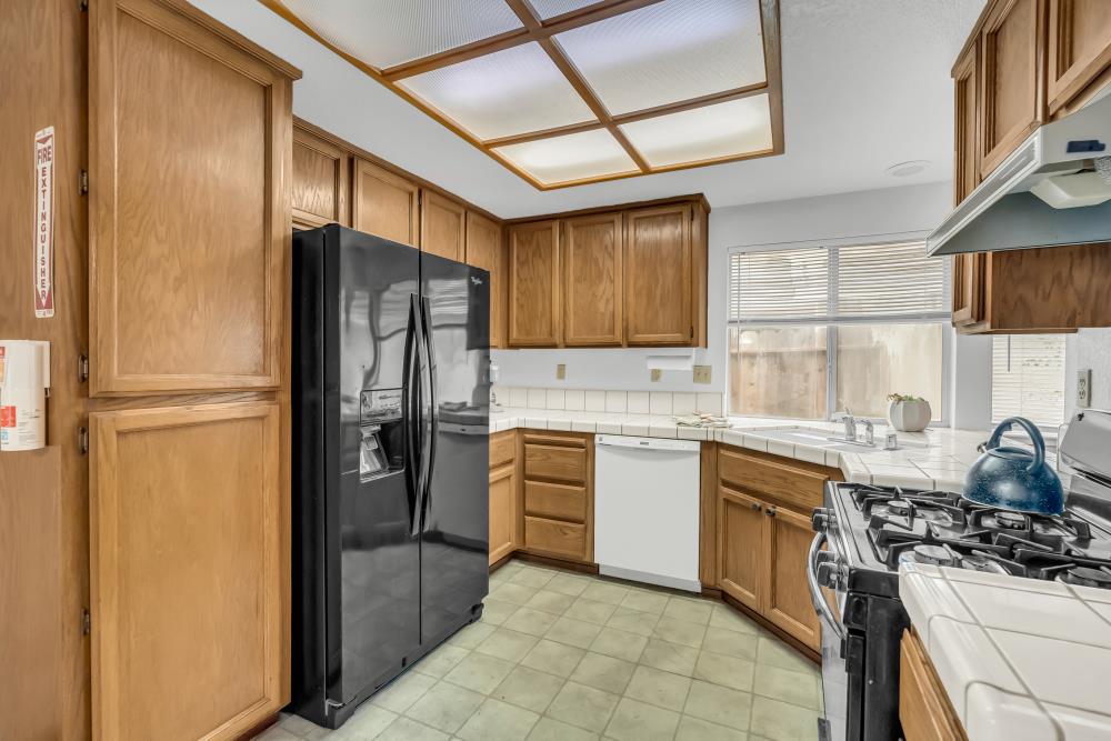 716 Summit Lakes Way