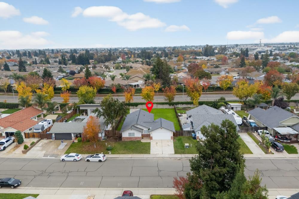 762 Twin Hills Drive