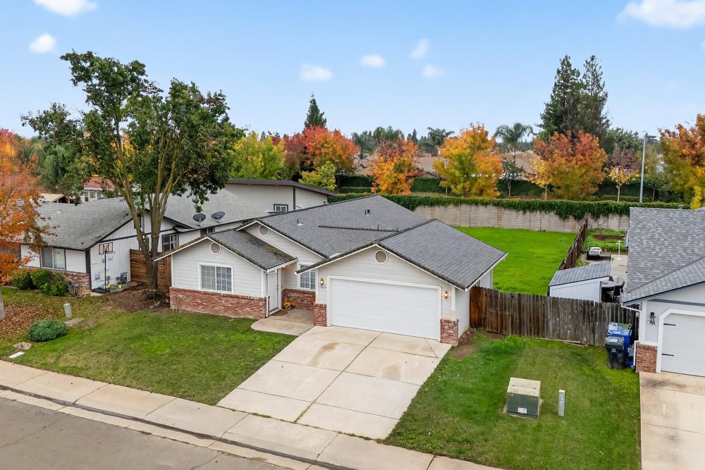 762 Twin Hills Drive