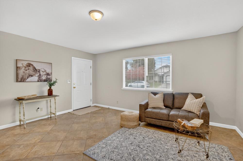 762 Twin Hills Drive