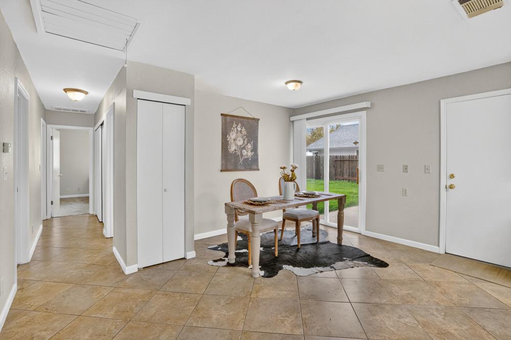 762 Twin Hills Drive