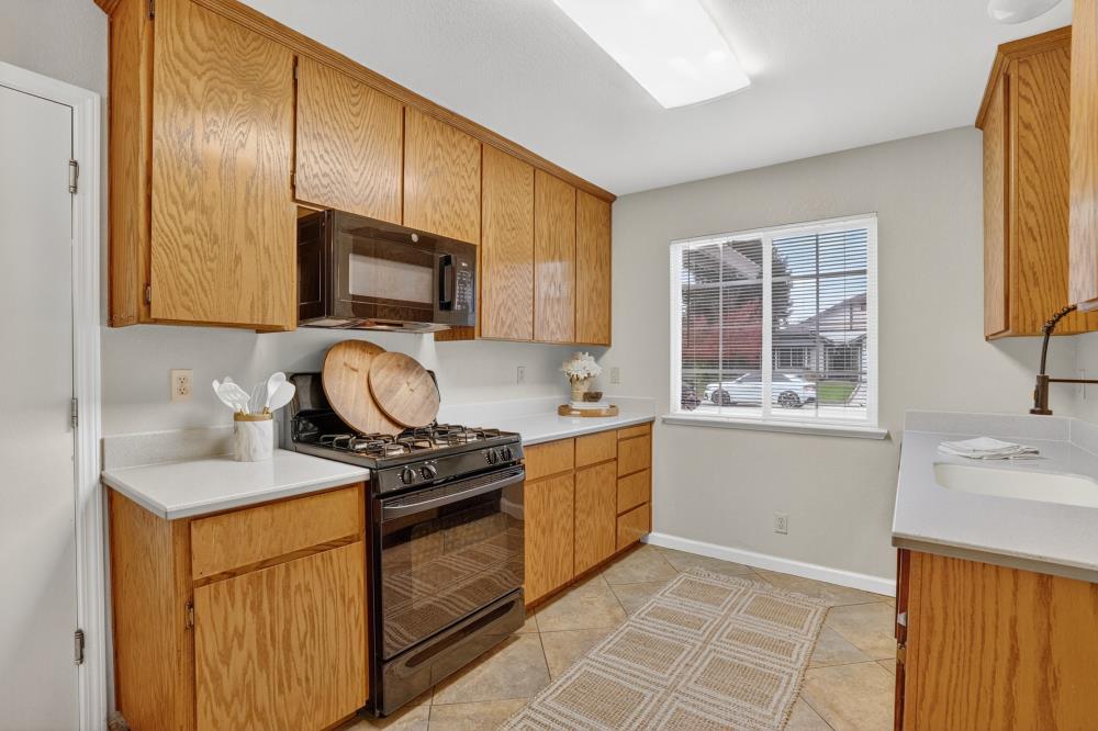 762 Twin Hills Drive