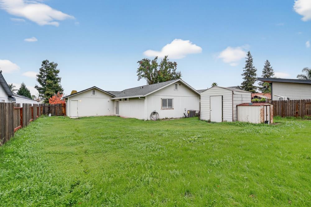 762 Twin Hills Drive