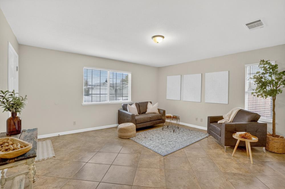 762 Twin Hills Drive