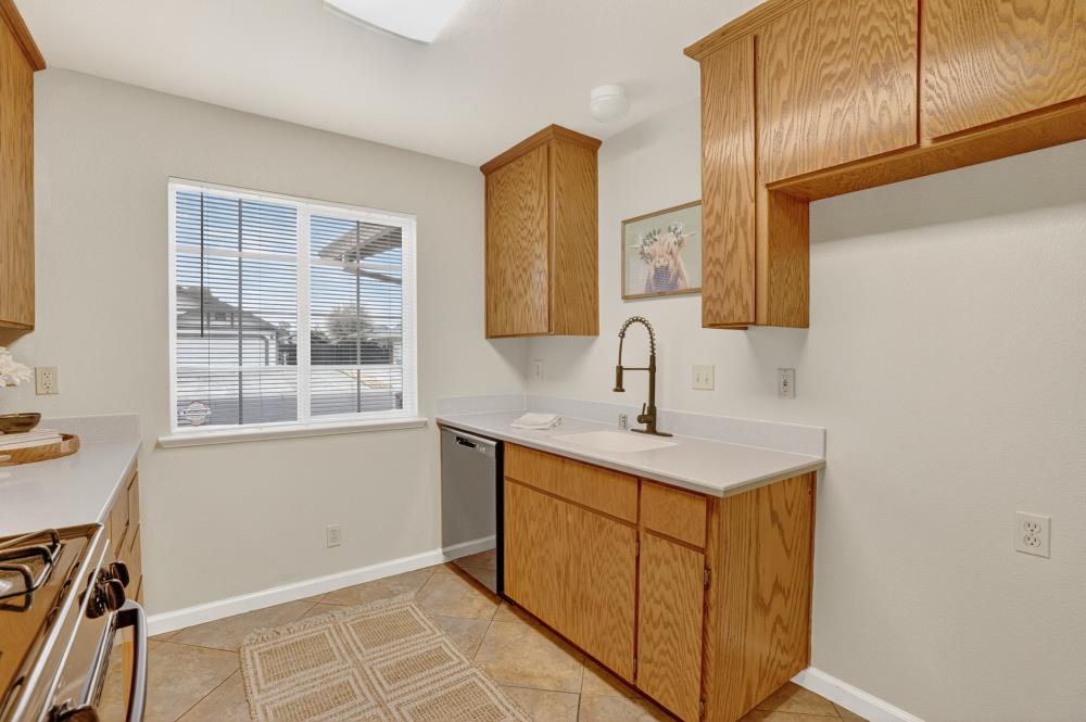 762 Twin Hills Drive