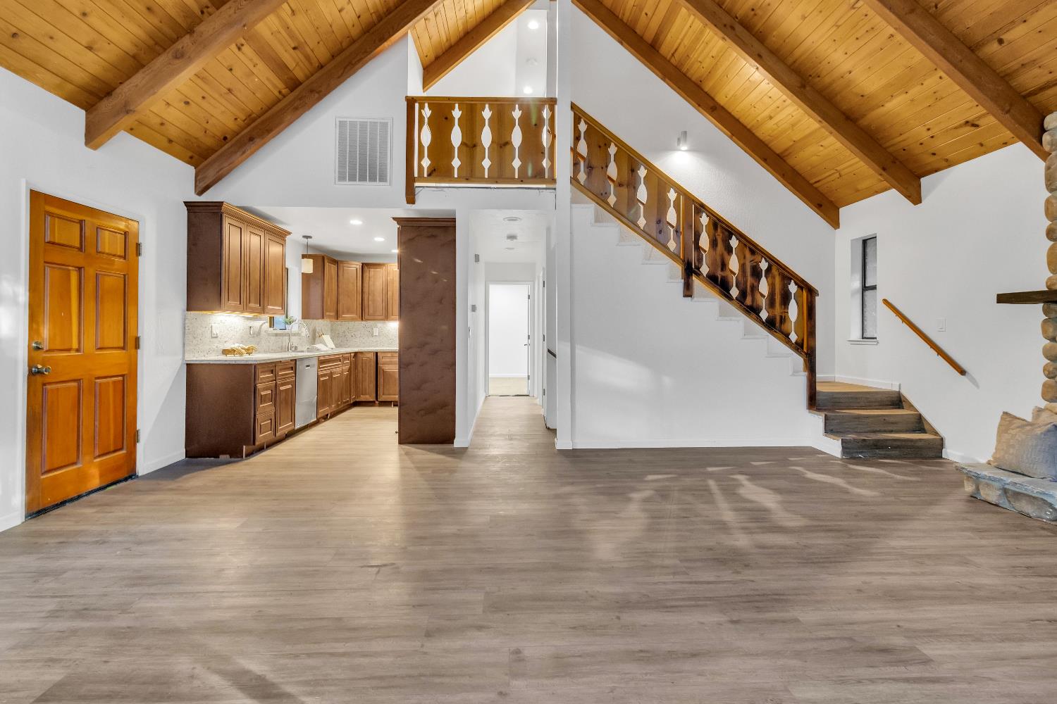 5300 Pine Ridge Drive