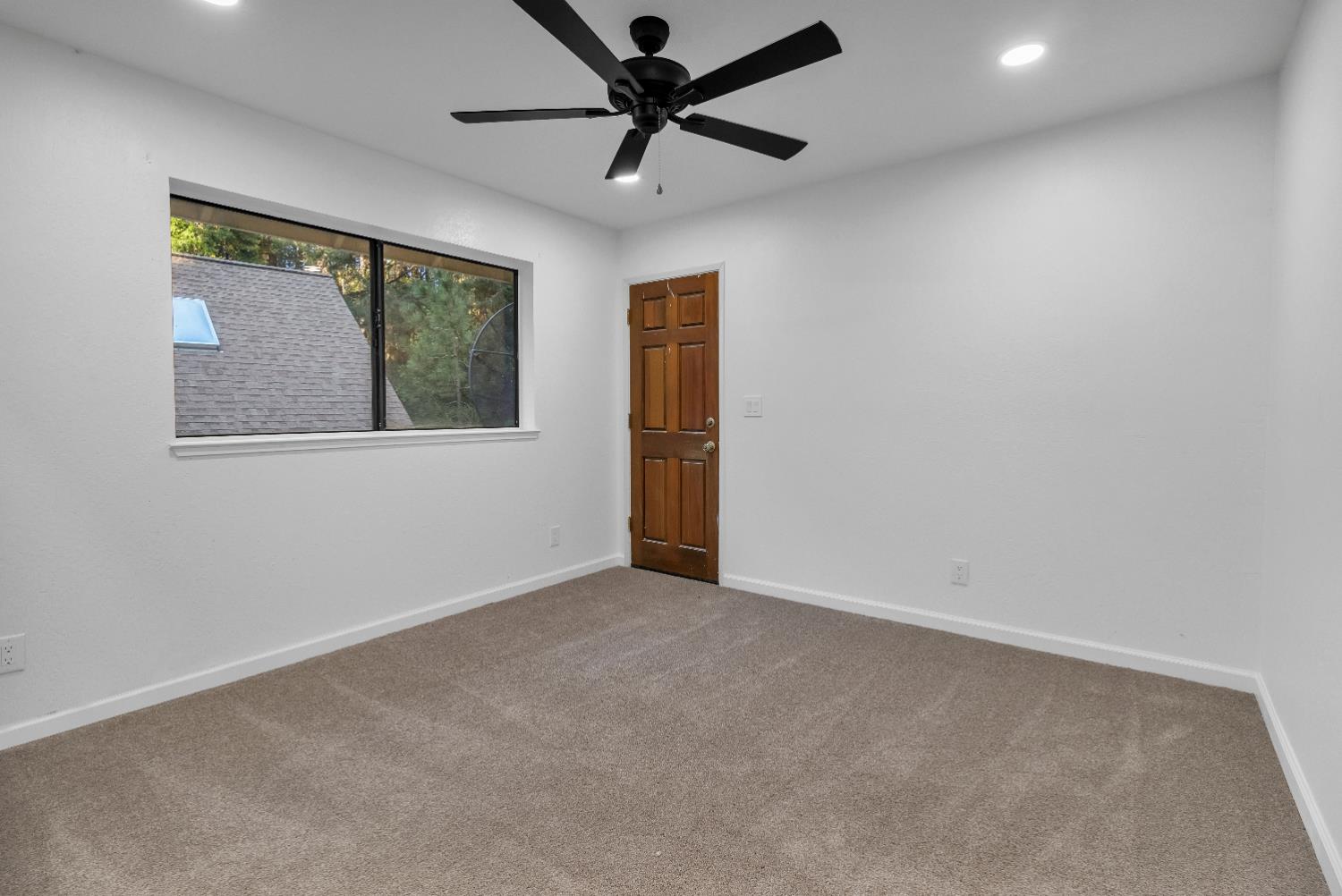 5300 Pine Ridge Drive