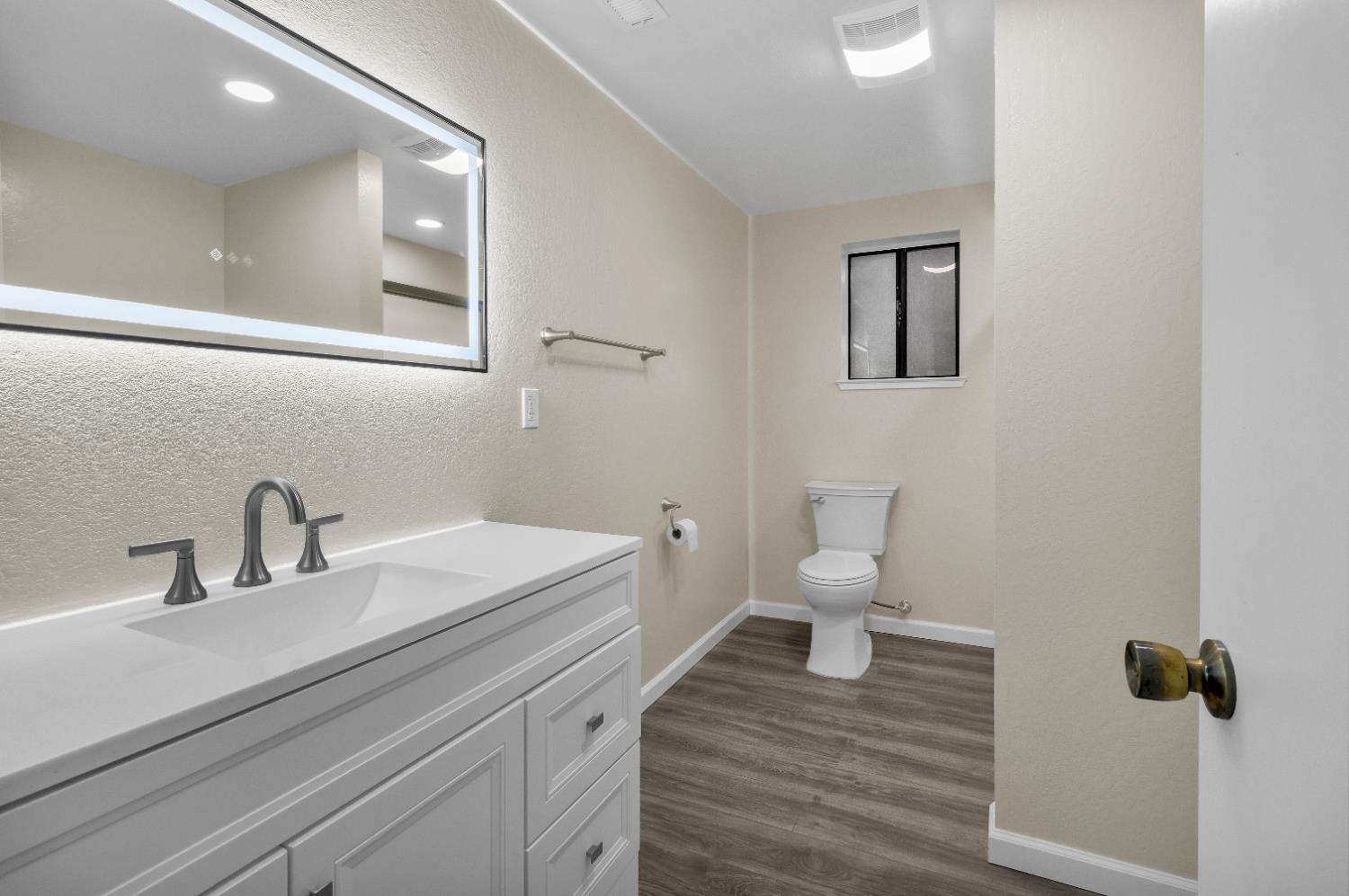 5300 Pine Ridge Drive