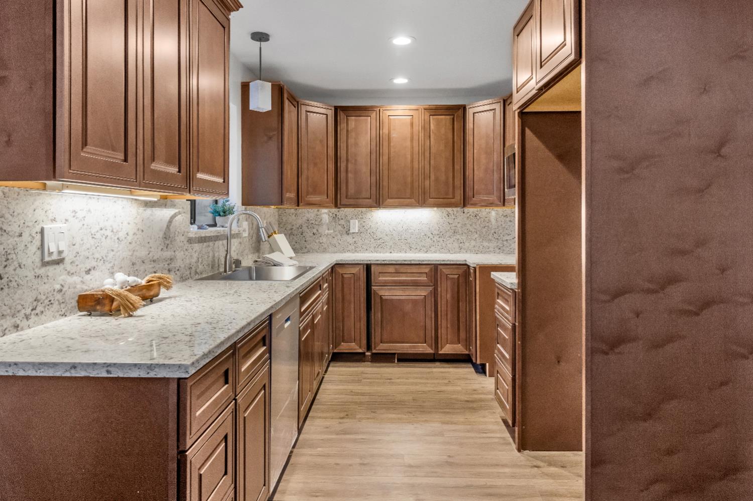 5300 Pine Ridge Drive