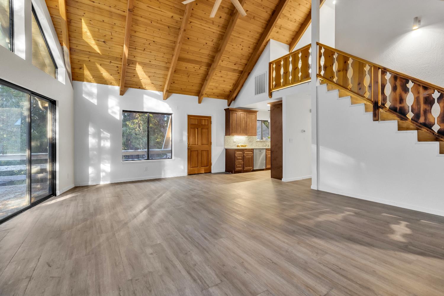 5300 Pine Ridge Drive