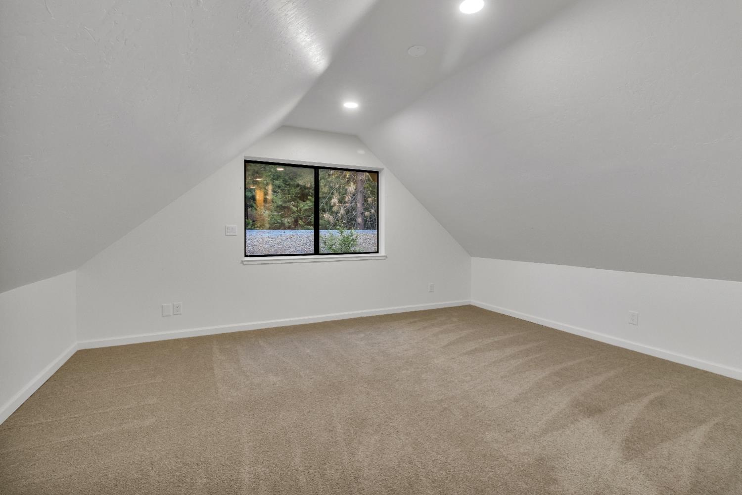 5300 Pine Ridge Drive