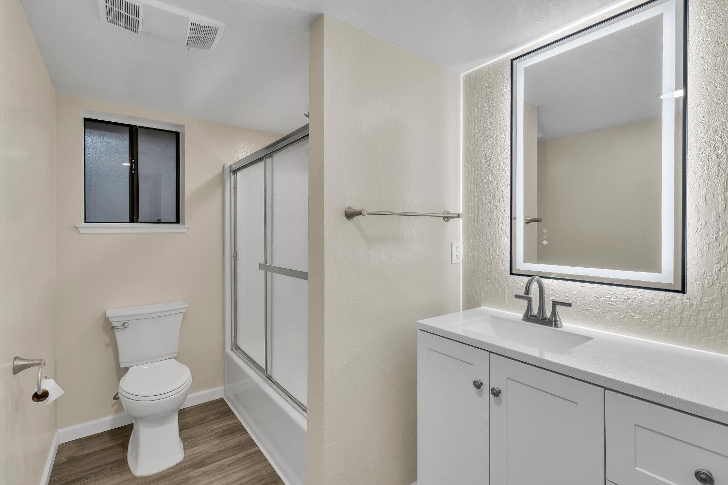 5300 Pine Ridge Drive