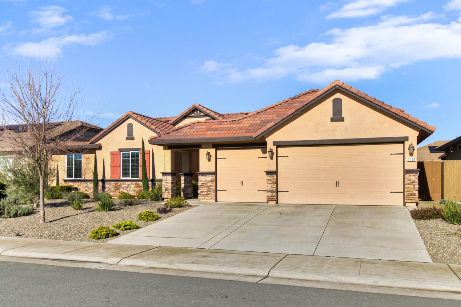 1101 Marichal Way