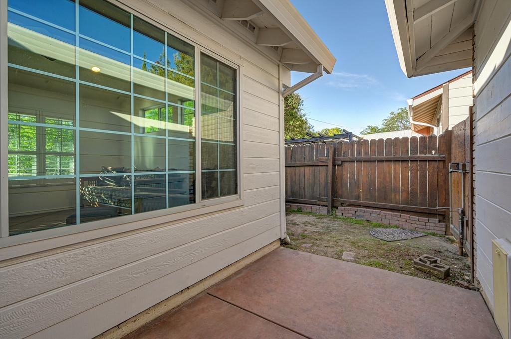 2633 Granite Way