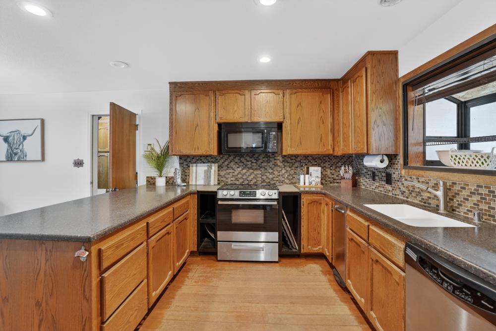 14130 Sargent Avenue