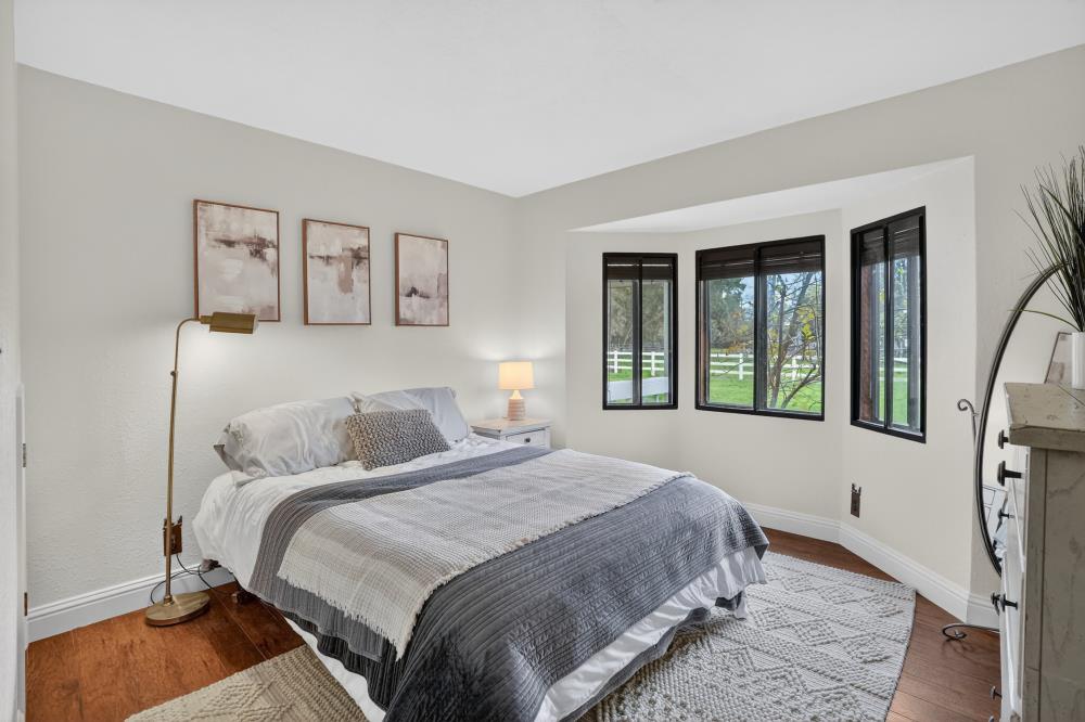 14130 Sargent Avenue