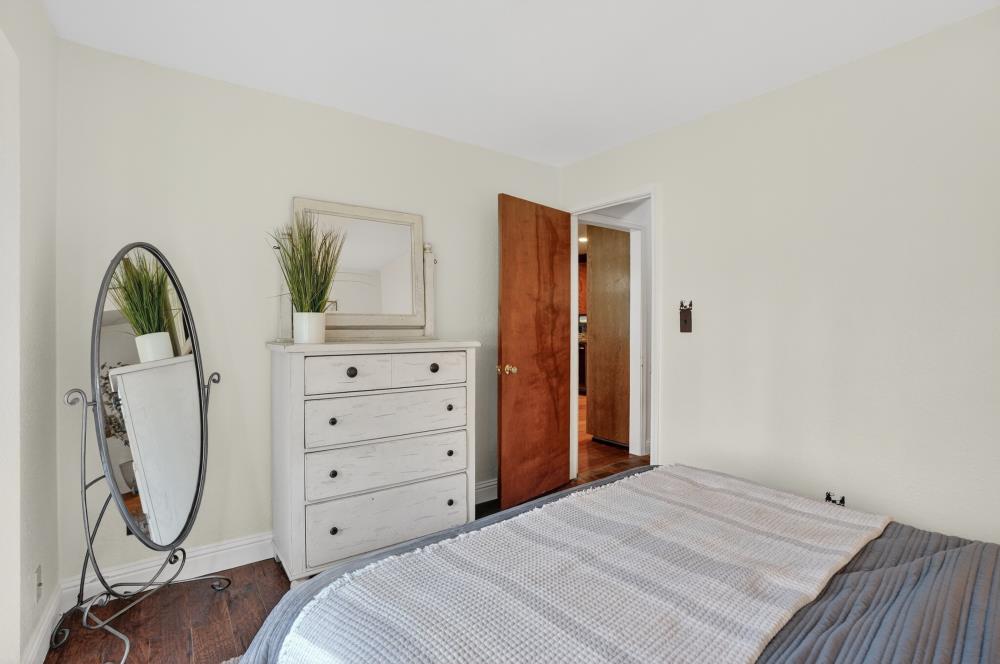 14130 Sargent Avenue