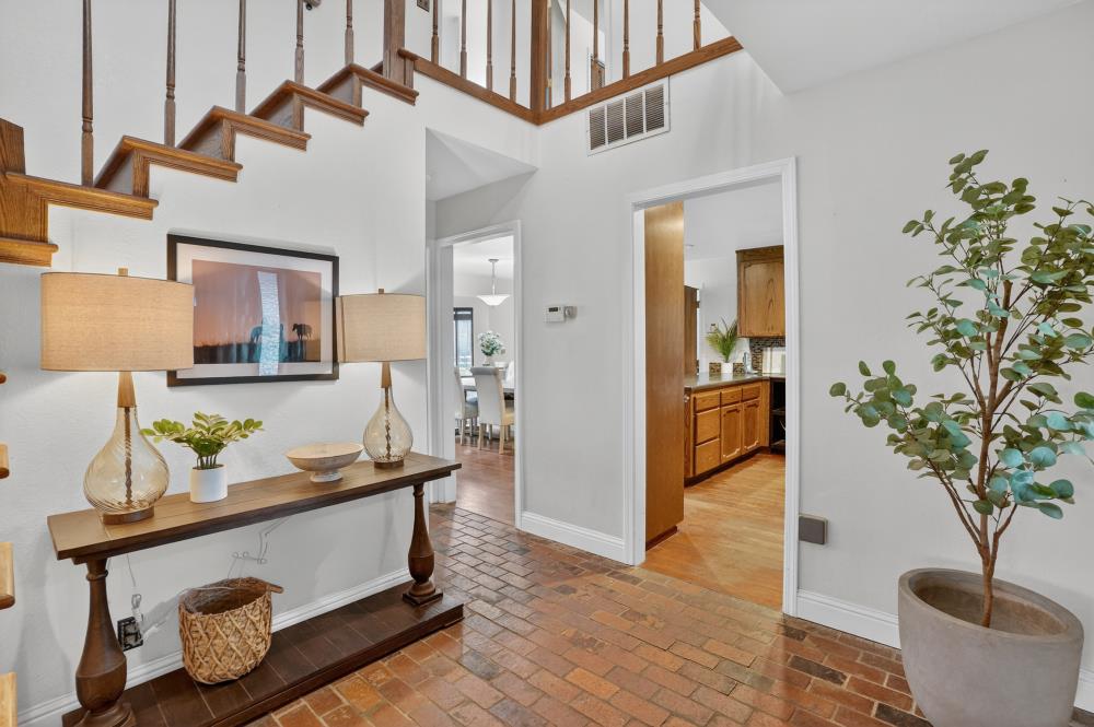 14130 Sargent Avenue