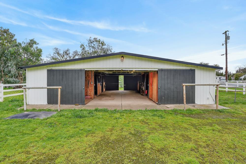 14130 Sargent Avenue