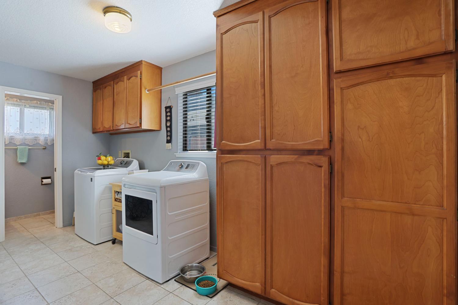 724 Adare Way