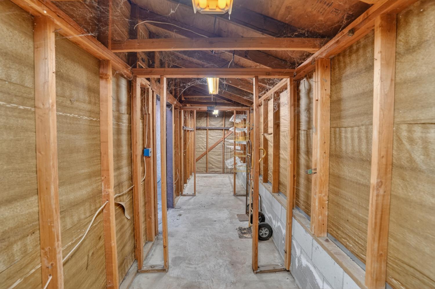 2645 Shadow Lane
