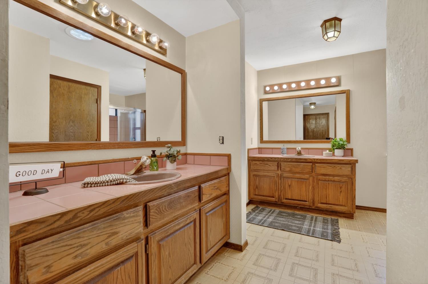 2645 Shadow Lane